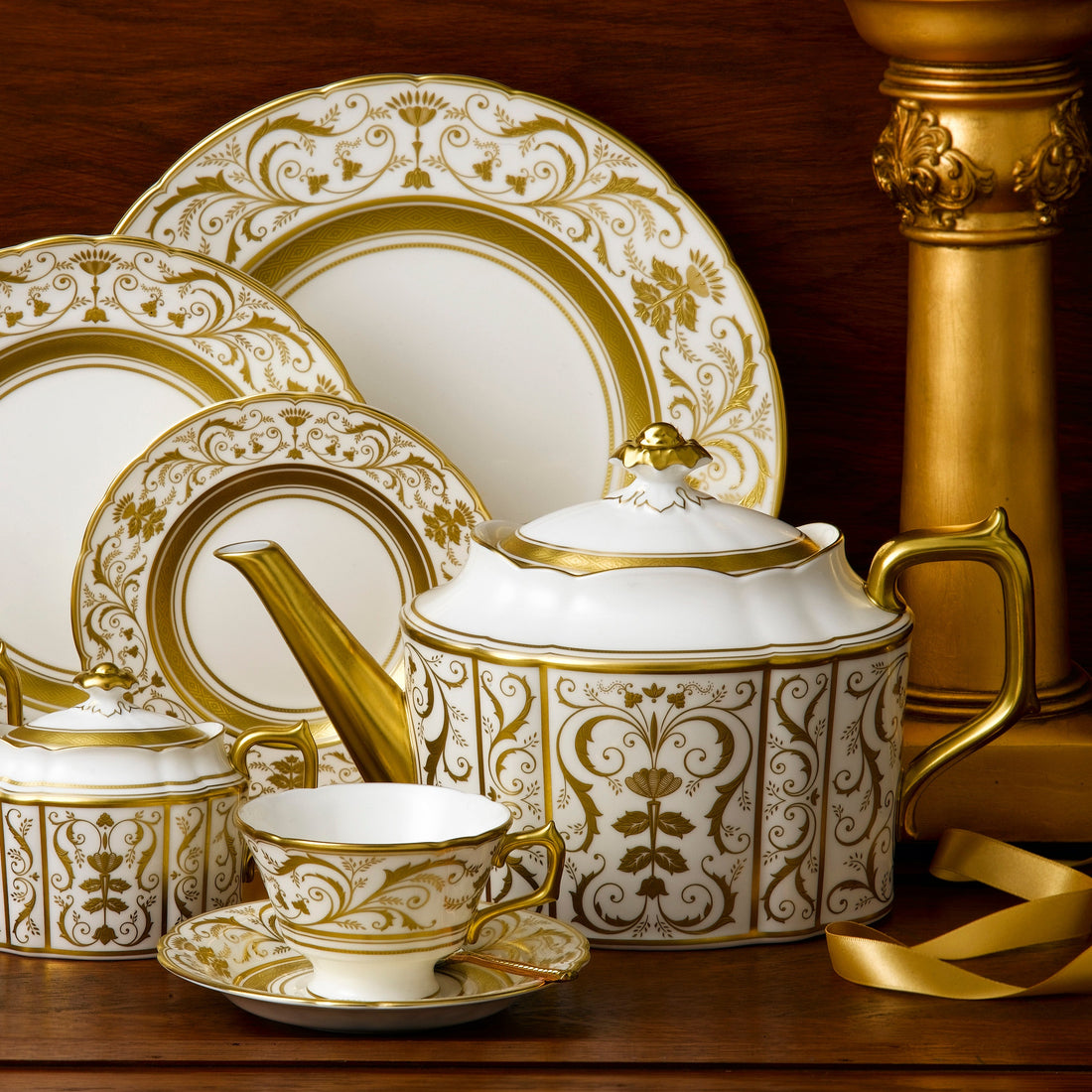 リージェンシー ホワイト ティーポット(1650ml)