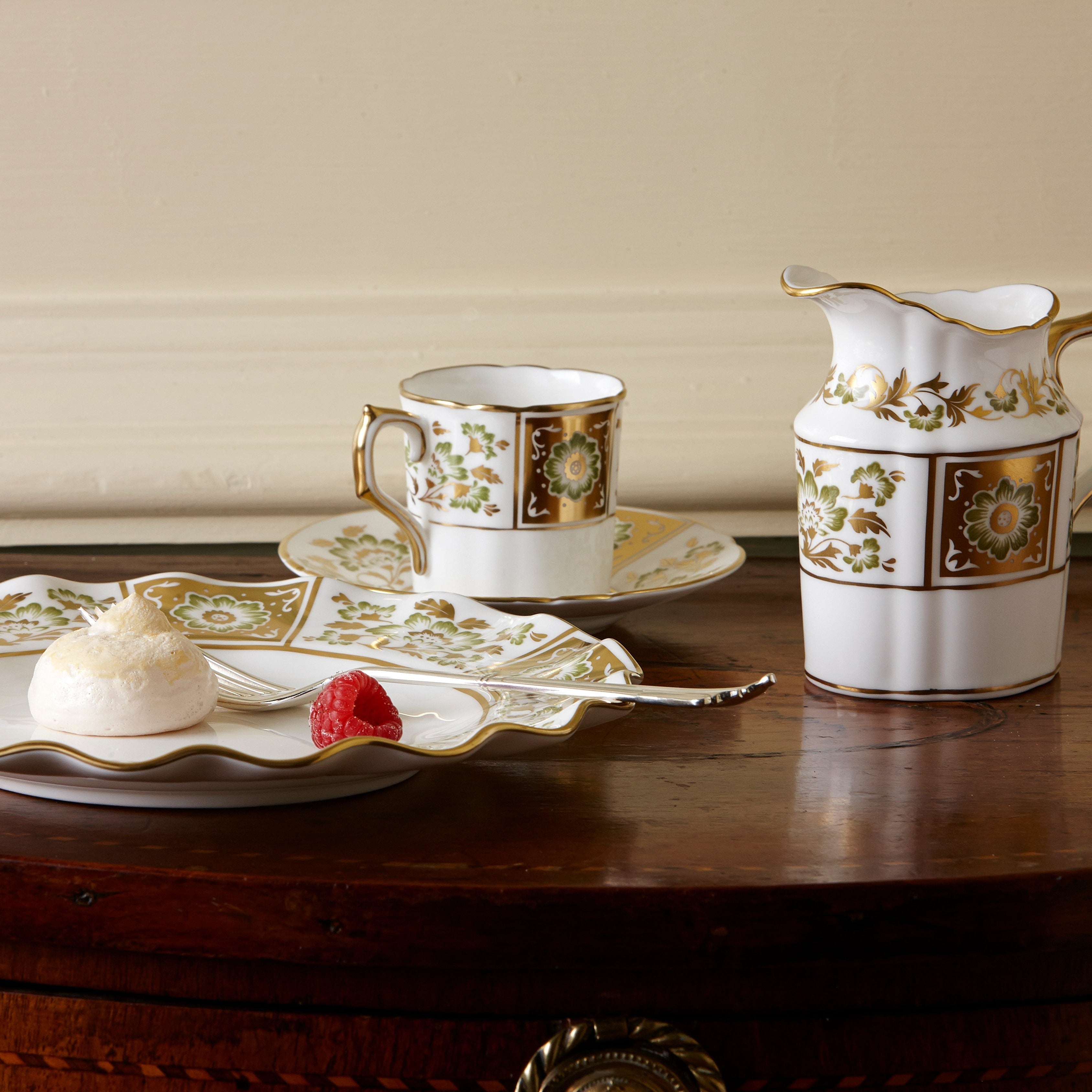 ダービーパネル グリーン – ロイヤルクラウンダービー