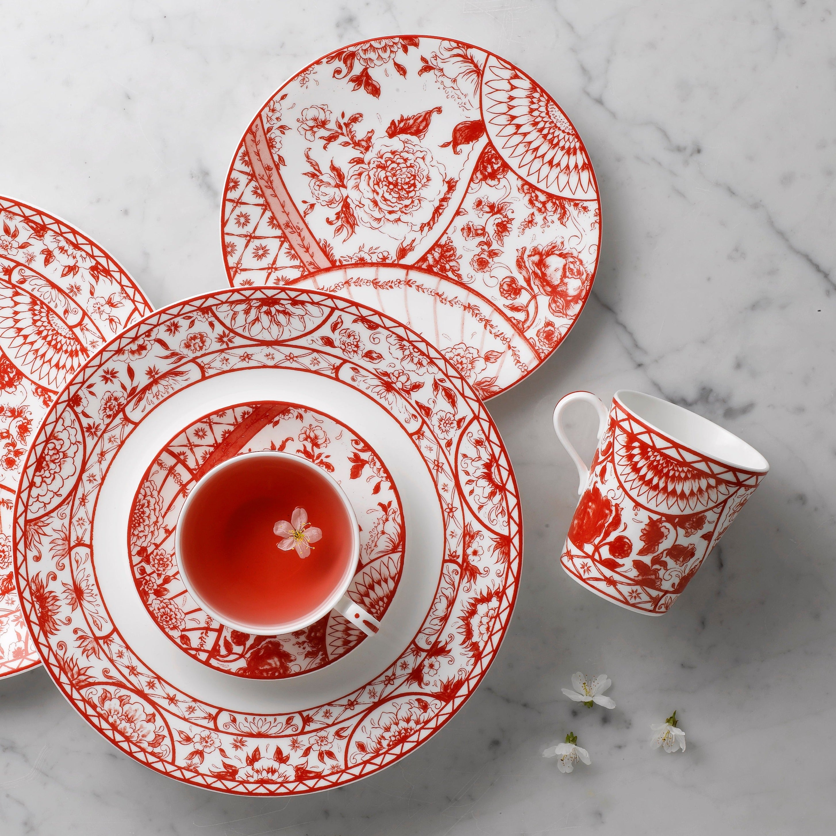 ヴィクトリアガーデン レッド – ロイヤルクラウンダービー