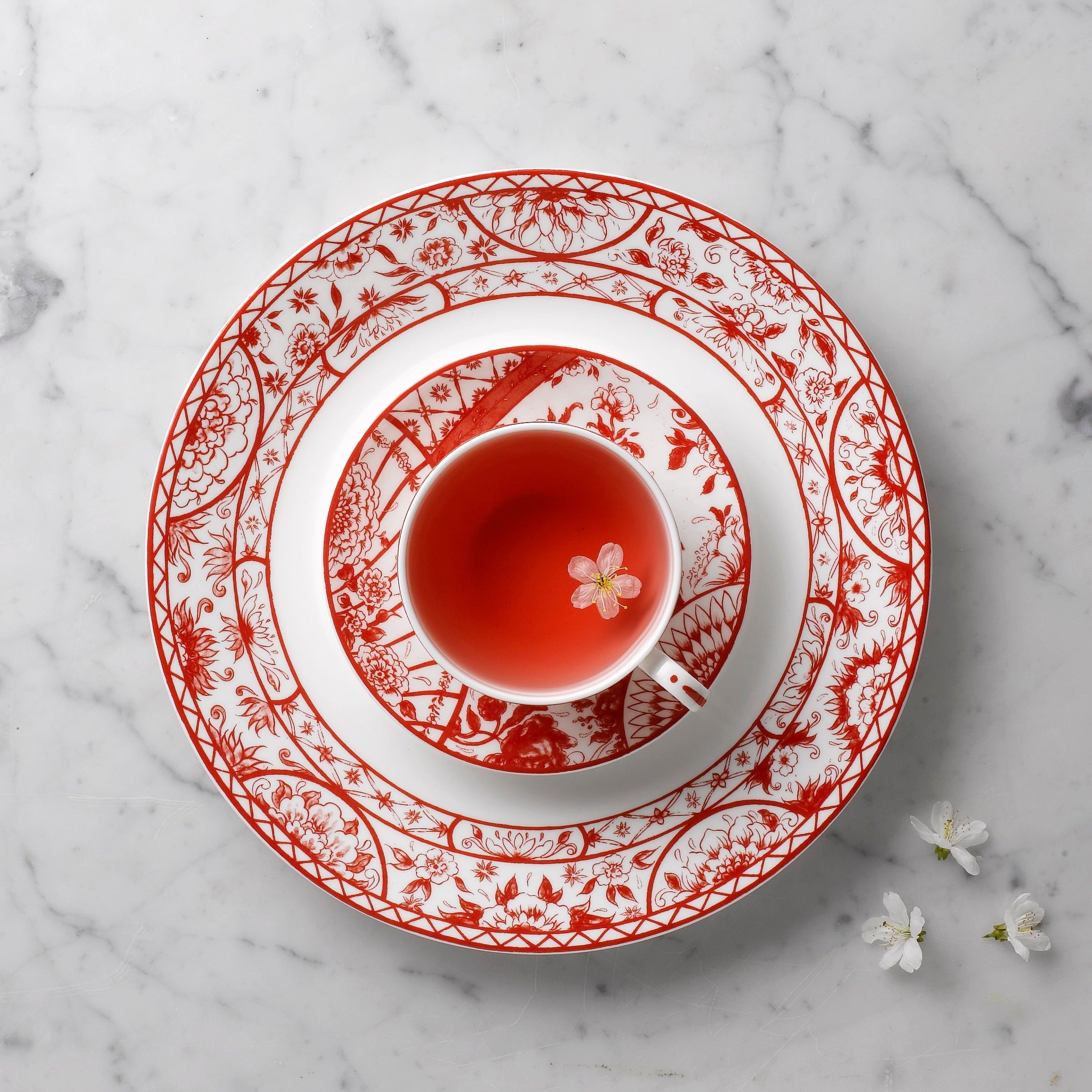 ヴィクトリアガーデン レッド – ロイヤルクラウンダービー